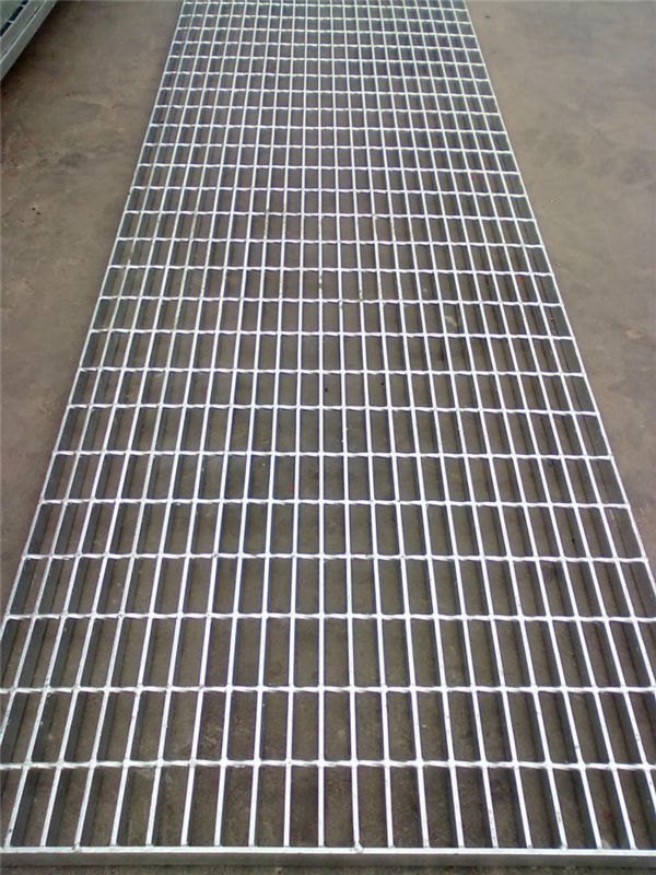 galvanized steel grating walkway